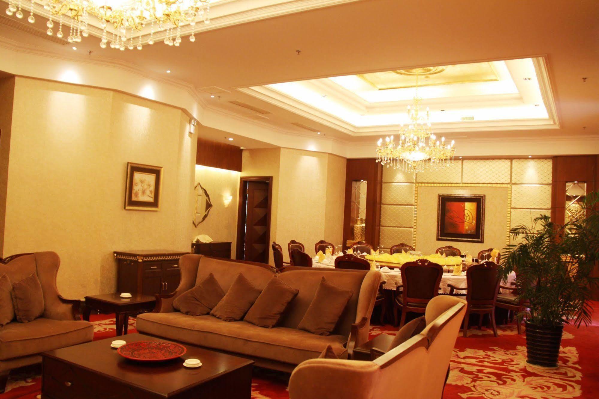 Sisuo Seaview Hotel Sanya Buitenkant foto