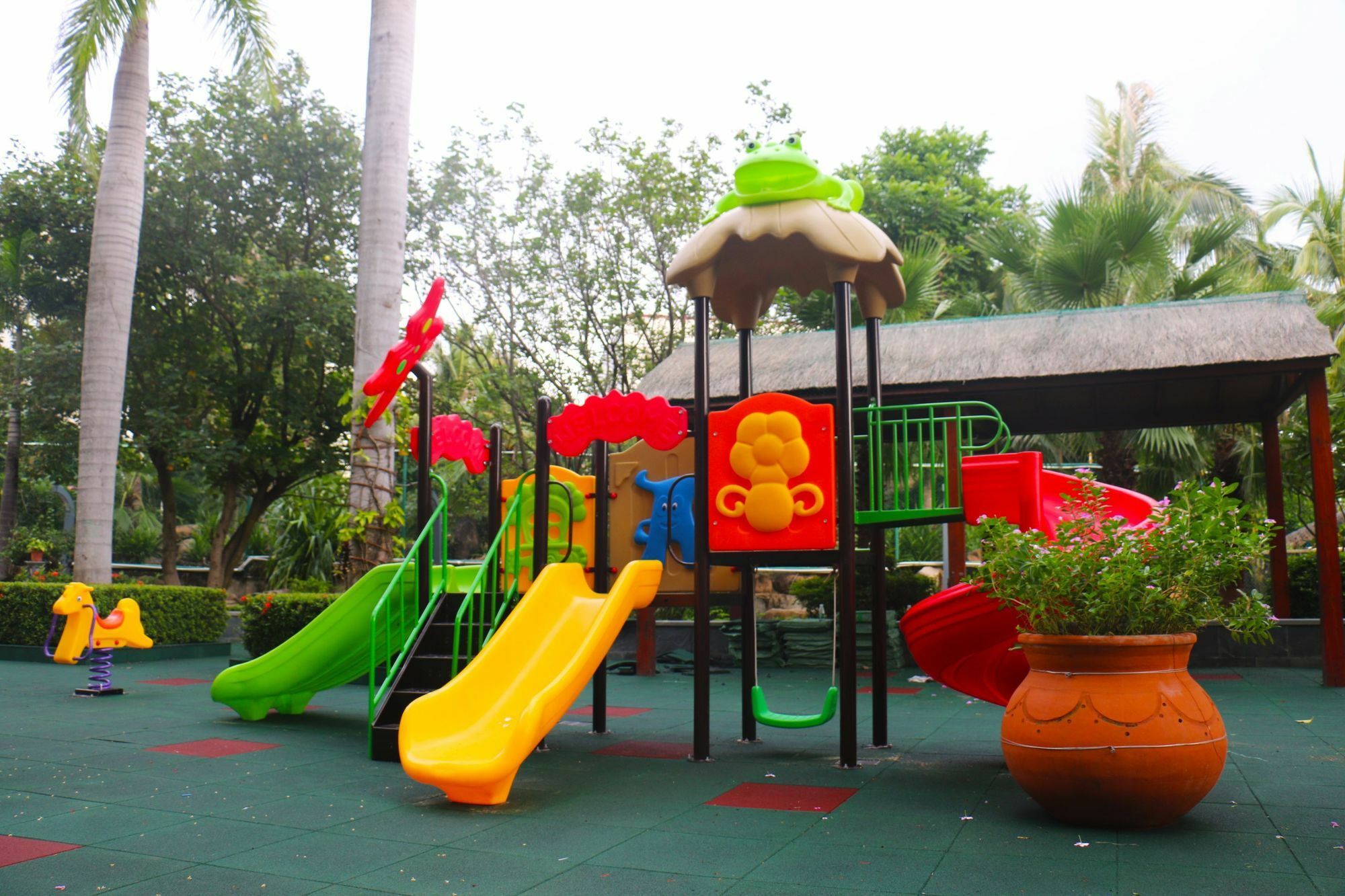 Sisuo Seaview Hotel Sanya Buitenkant foto